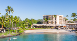 Courtyard by Marriott King Kamehamehas Kona Beach Hotel